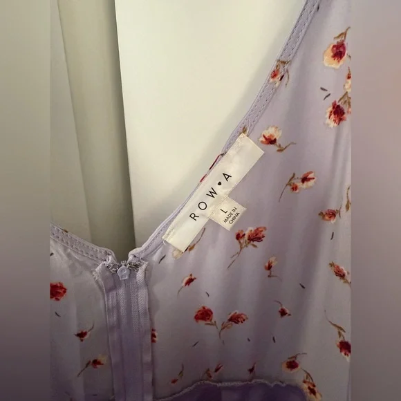 Floral Lavender midi dress - Picture 3 of 5